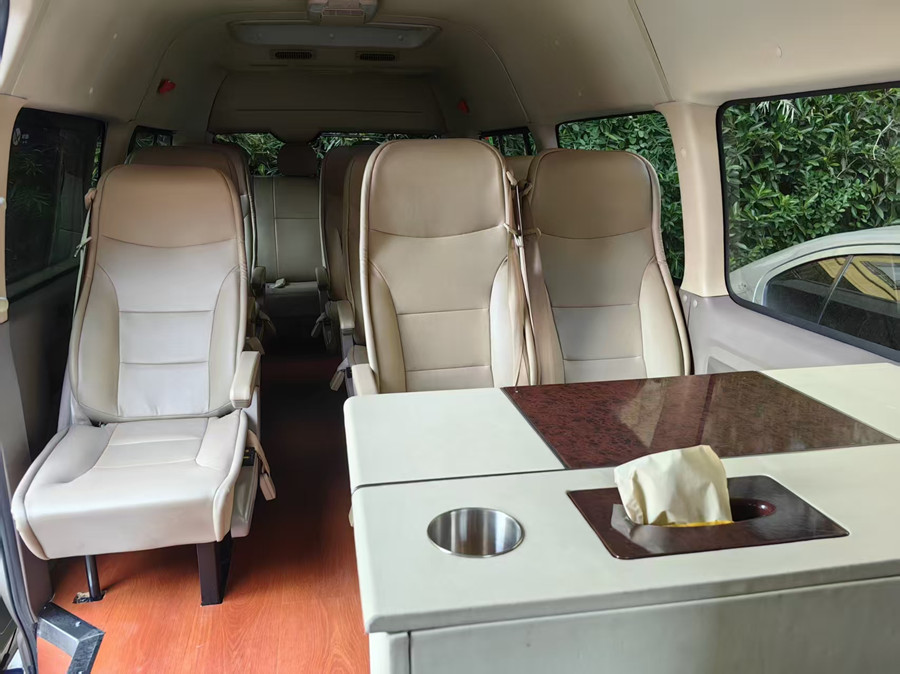 接待專(zhuān)用車(chē)